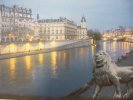 Le lion de la place de la République au bord de la Seine